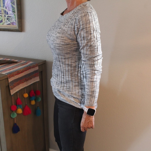 Merino Wool Pullover Sweater - Picture 3 of 8